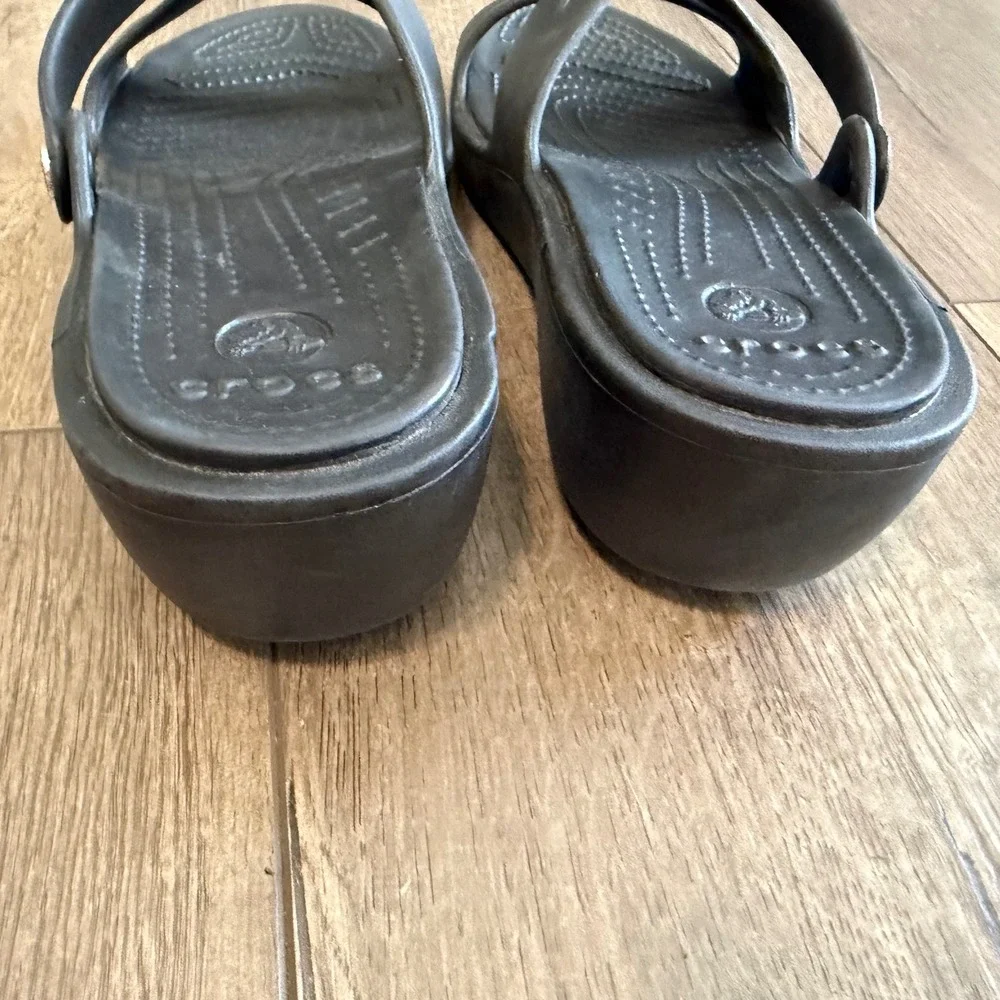 Crocs Patricia Wedge Sandals Womens Size 11 Black Strappy Comfort Shoes